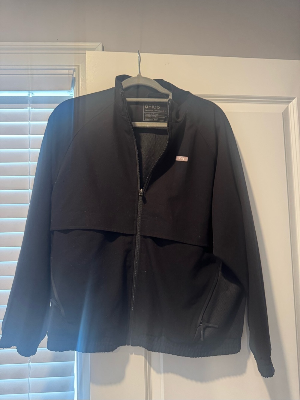 Figs Women's Black Windbreaker Jacket